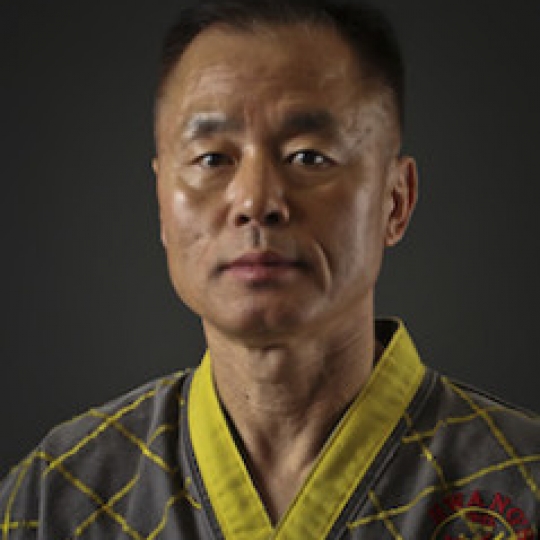 Grandmaster Hwang Hwang�s Martial Arts